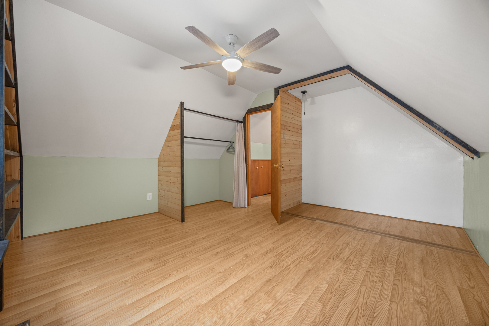 105 S Roy Avenue, Northlake, IL 60164