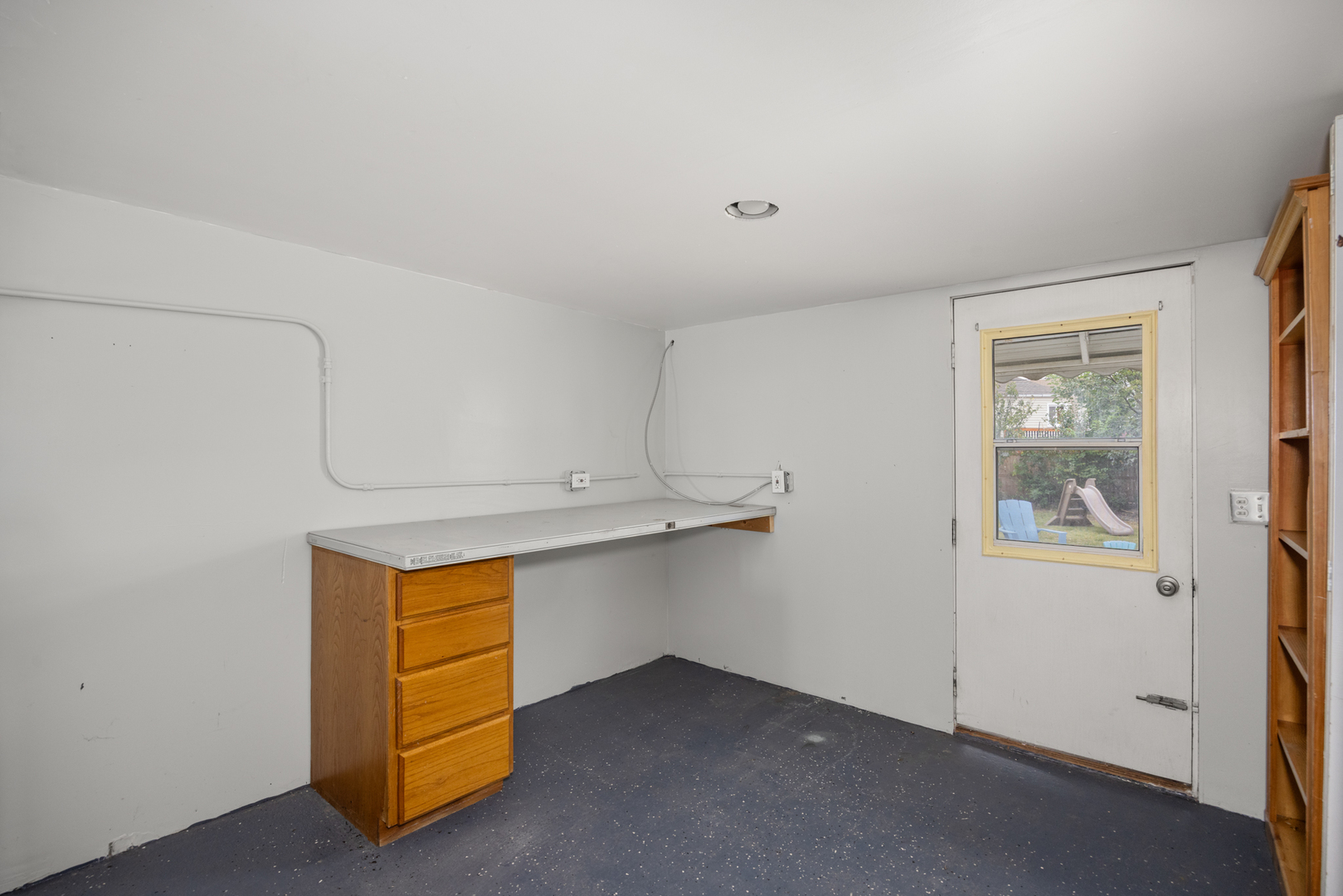 105 S Roy Avenue, Northlake, IL 60164