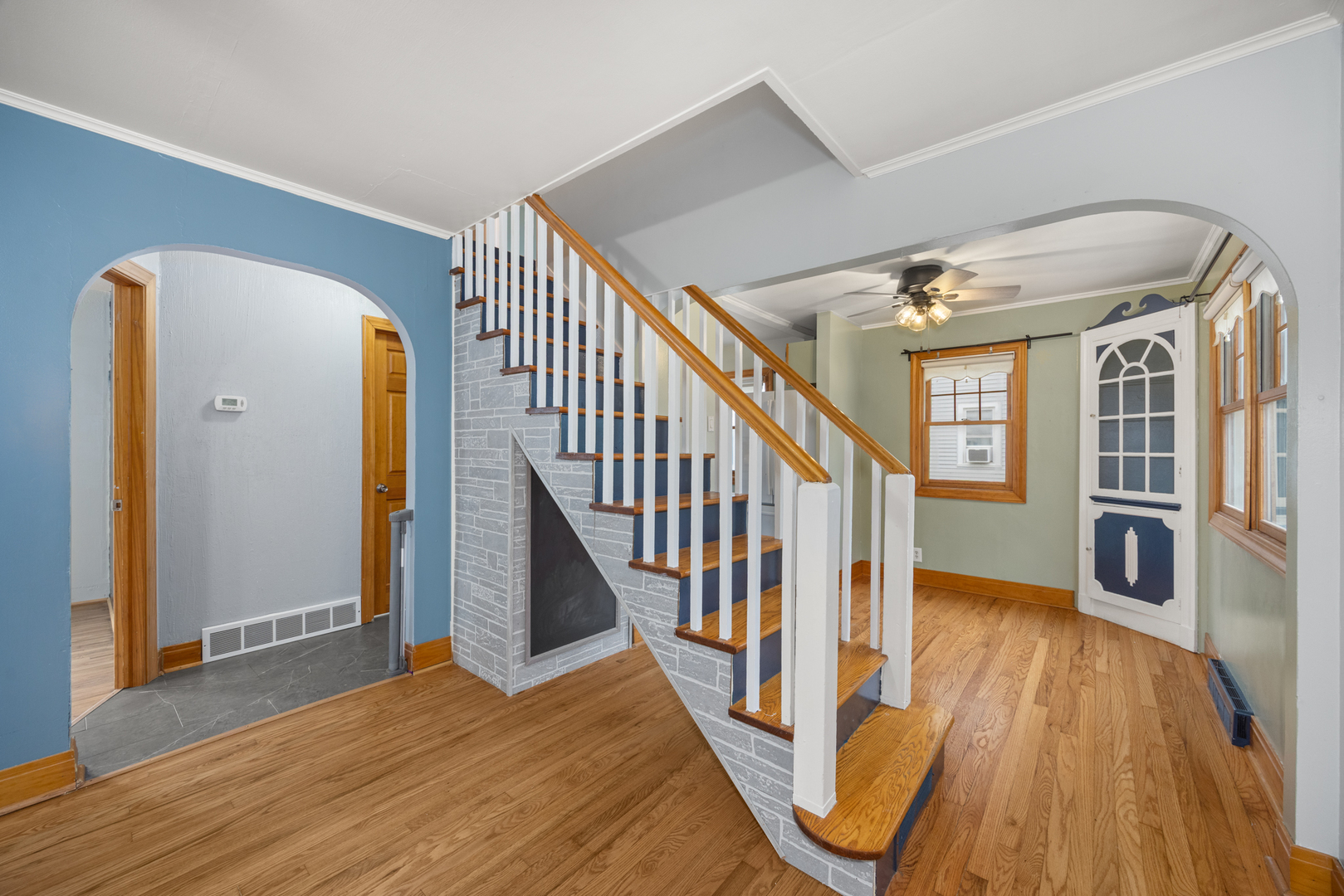 105 S Roy Avenue, Northlake, IL 60164