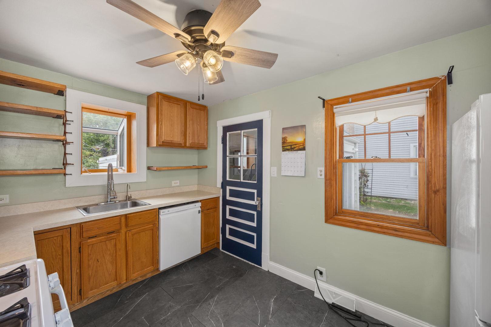 105 S Roy Avenue, Northlake, IL 60164