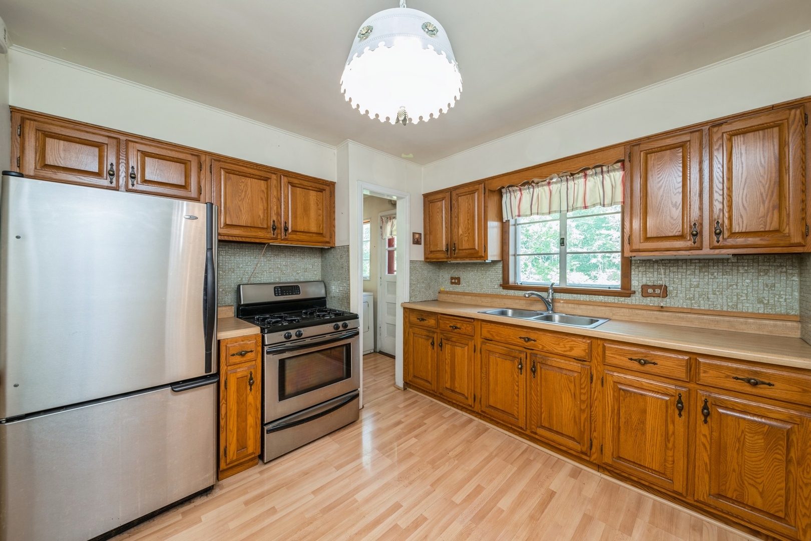 4N051 Wood Dale Road, Addison, IL 60101