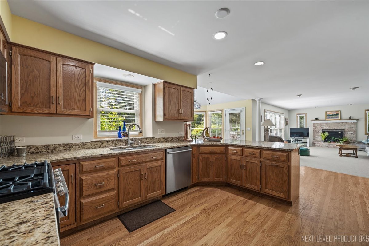 3212 Austin Court, Naperville, IL 60564