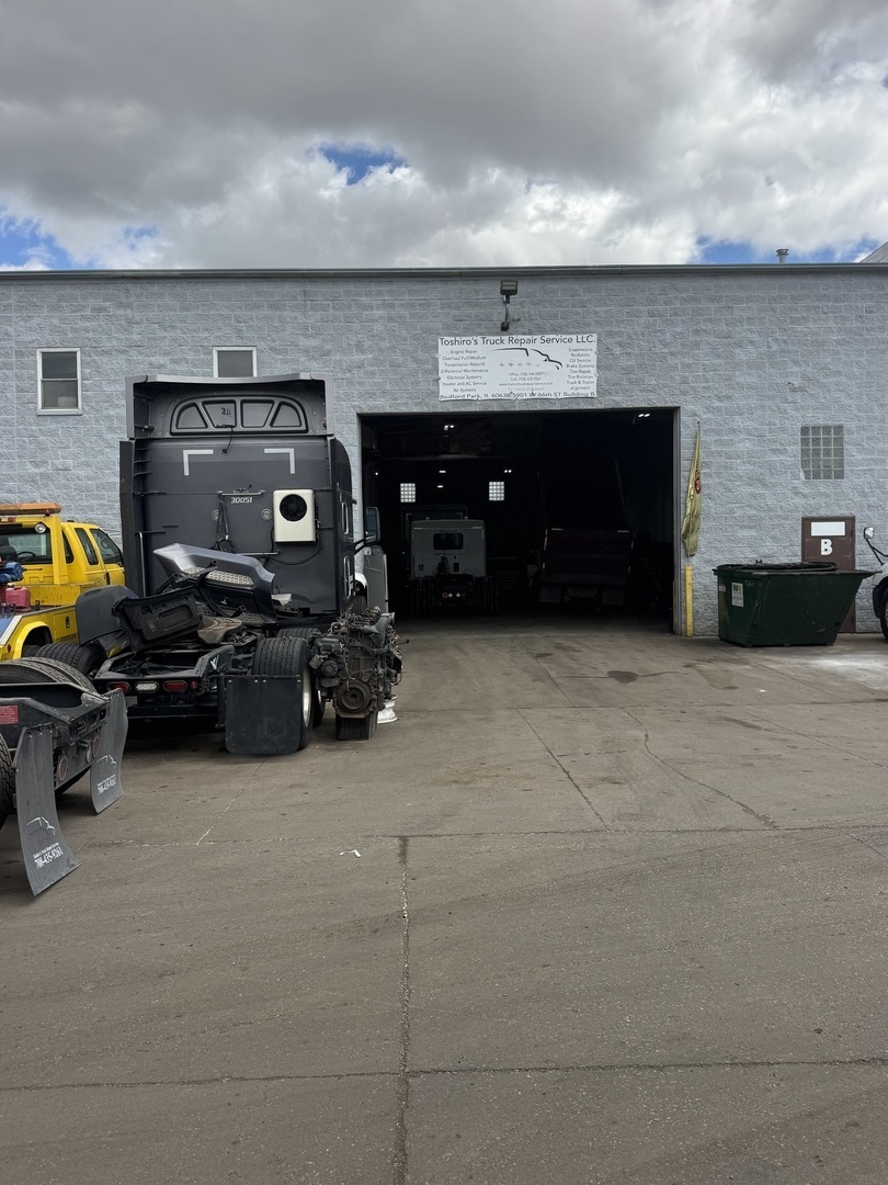 5901 66 Street, Bedford Park, IL 60455