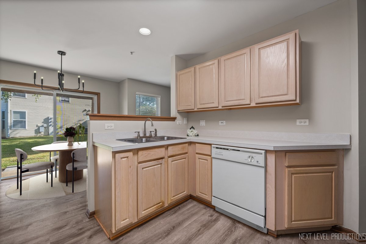 13865 S Balsam Lane #D, Plainfield, IL 60544