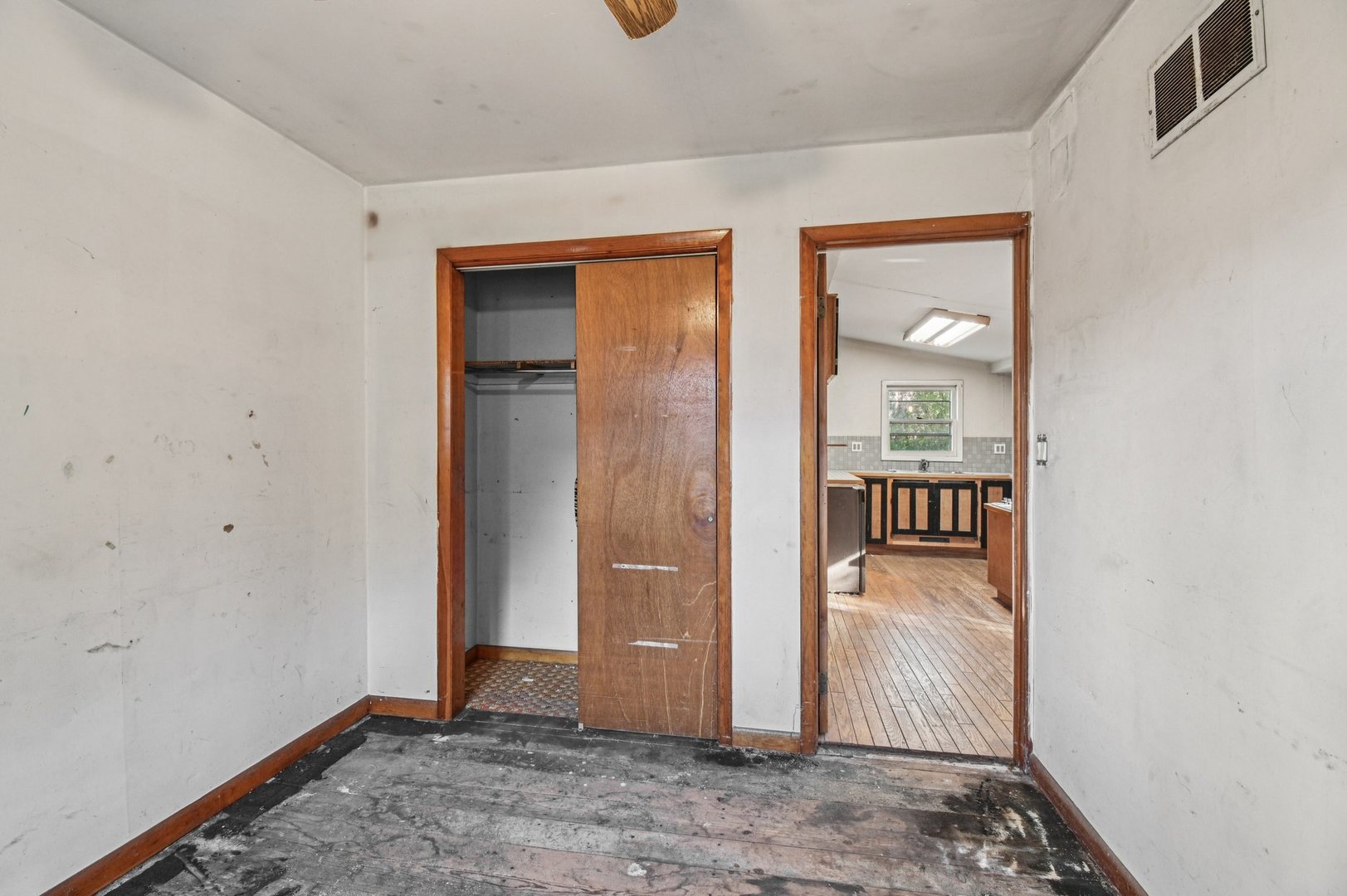 34661 N Gerberding Avenue, Ingleside, IL 60041