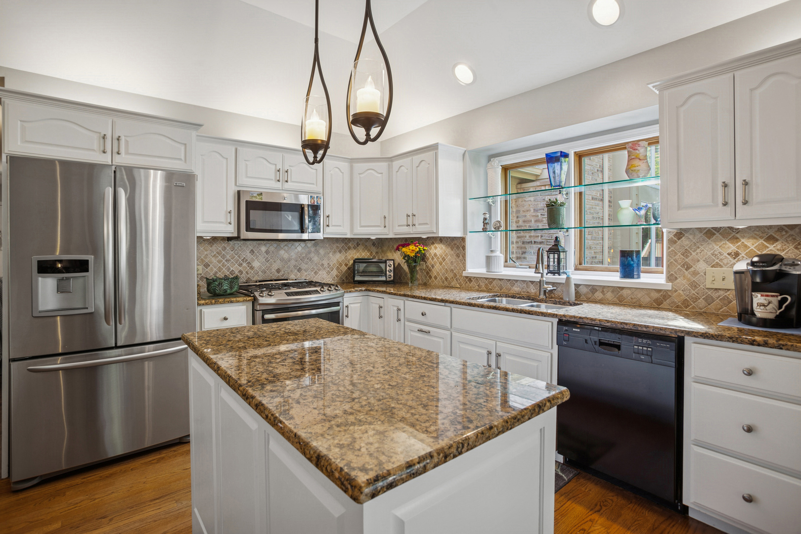 5538 Durand Drive, Downers Grove, IL 60515