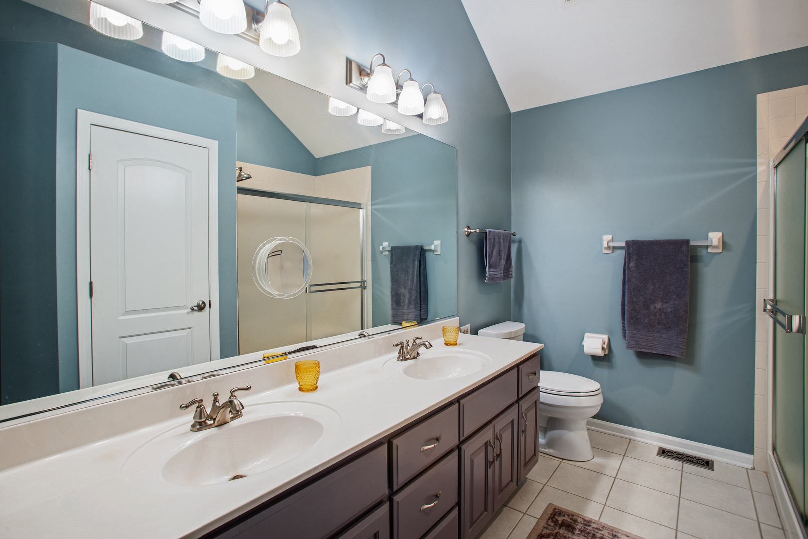 5538 Durand Drive, Downers Grove, IL 60515