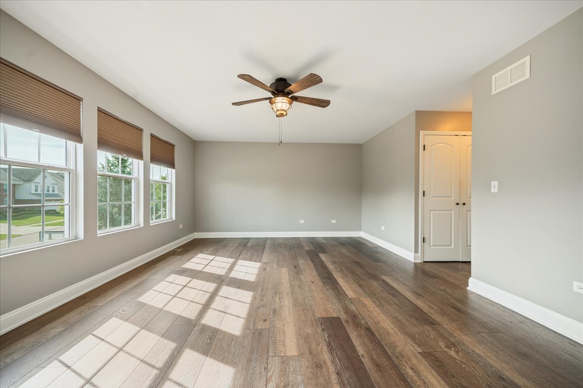 203 Tonell Avenue, New Lenox, IL 60451