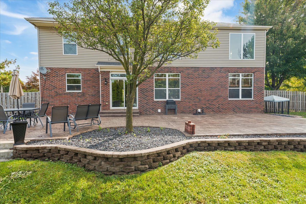 203 Tonell Avenue, New Lenox, IL 60451