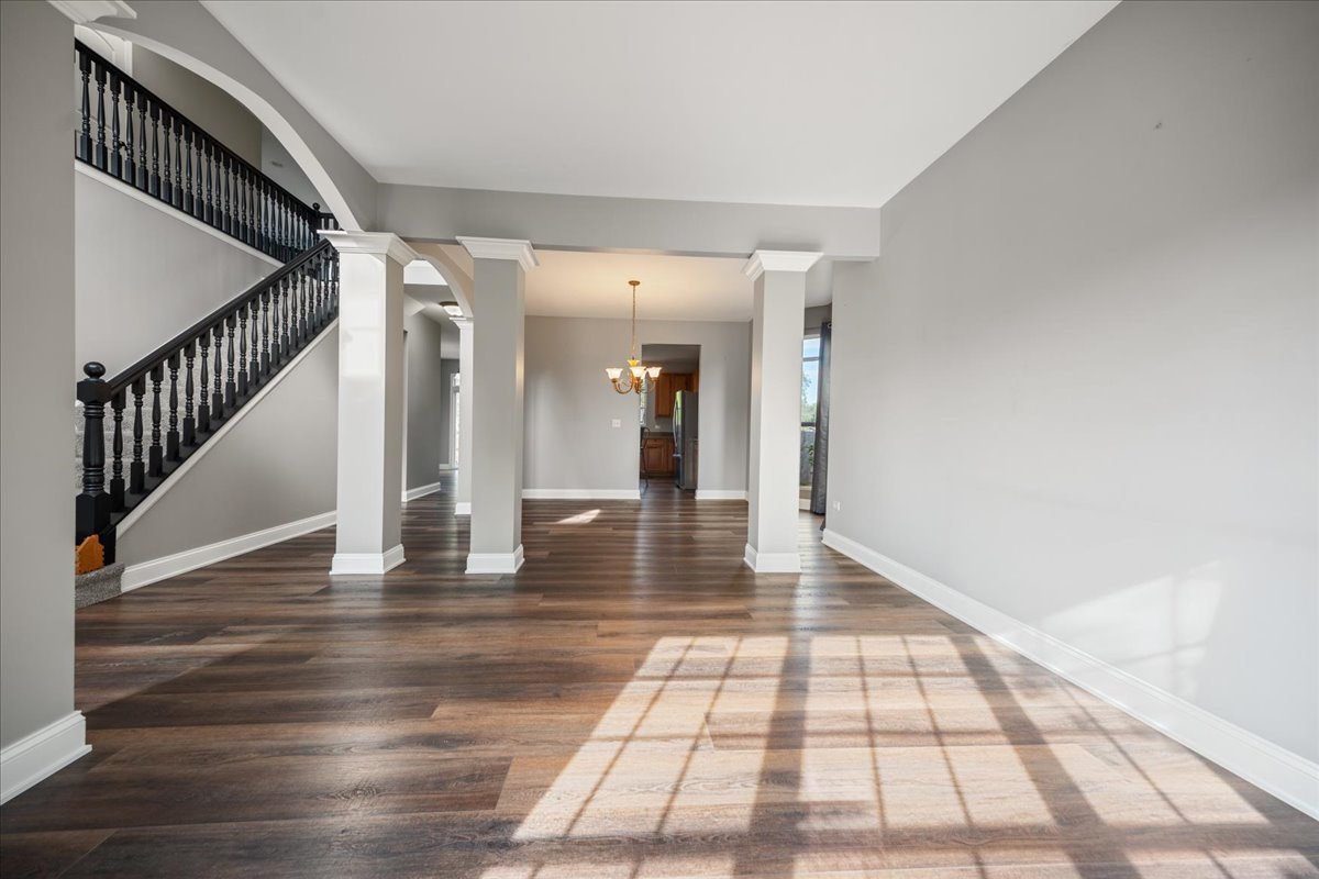 203 Tonell Avenue, New Lenox, IL 60451