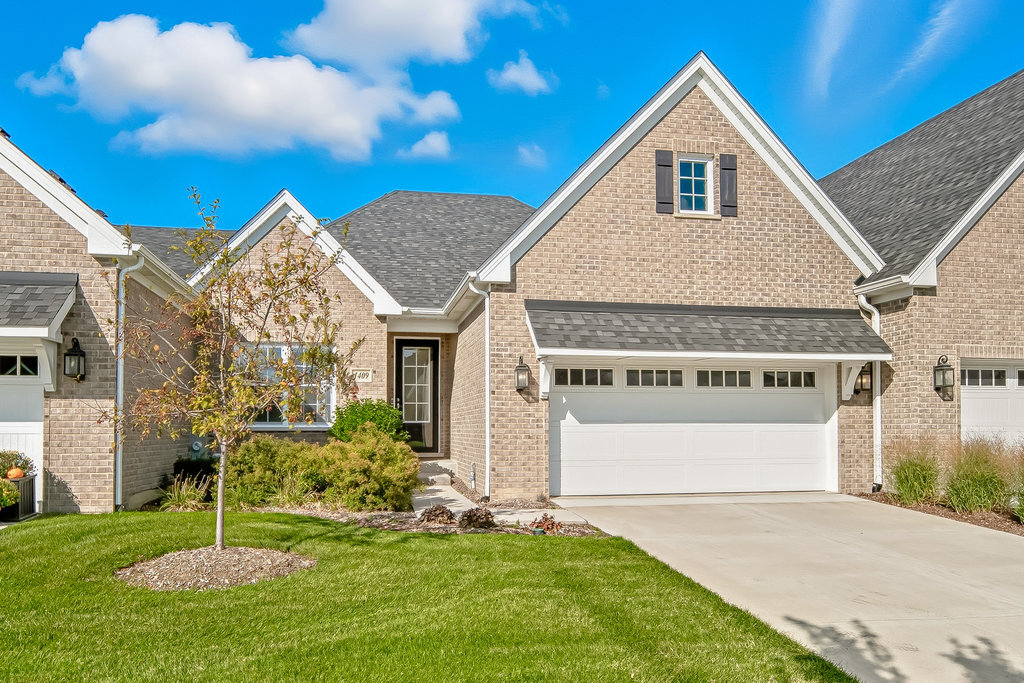 1409 Notting Hill Drive, Lemont, IL 60439