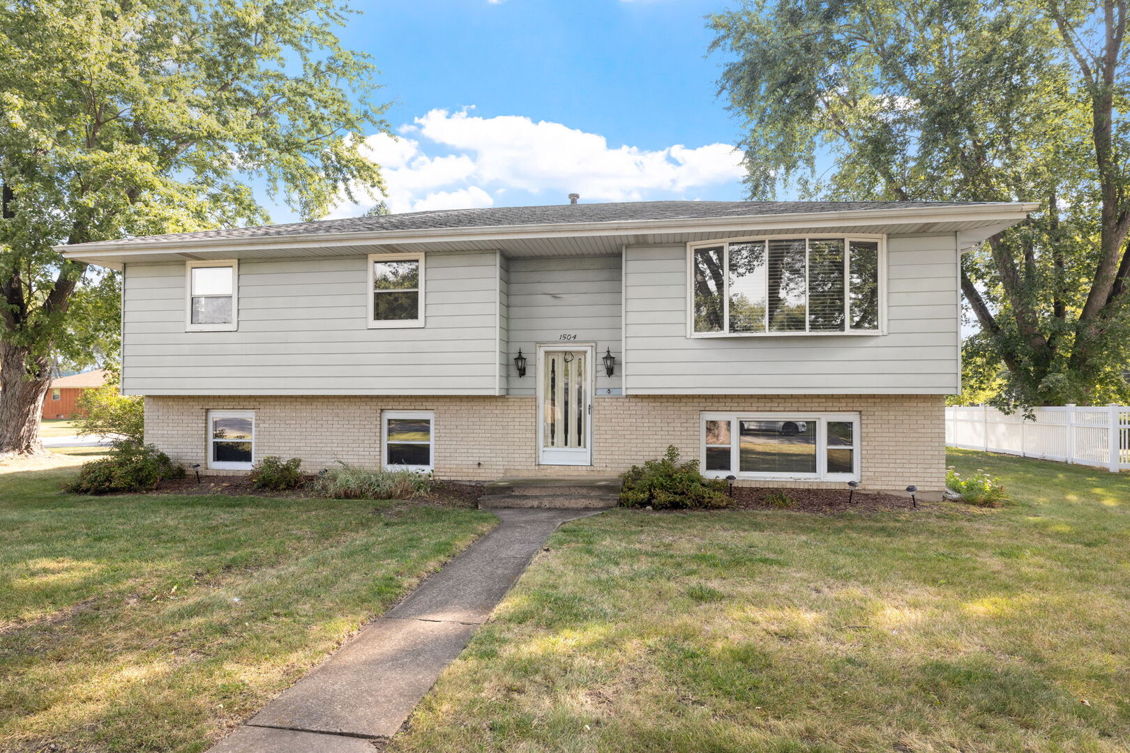 1504 Addleman Street, Joliet, IL 60431