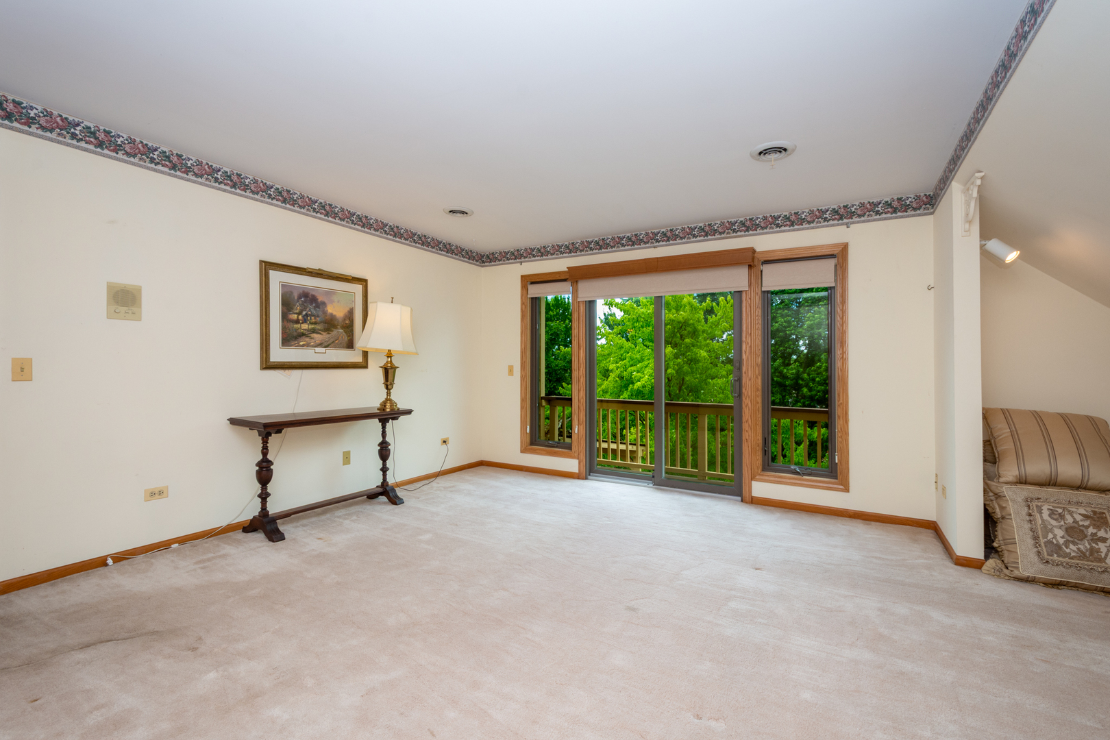 25047 W Palmer Court, Antioch, IL 60002