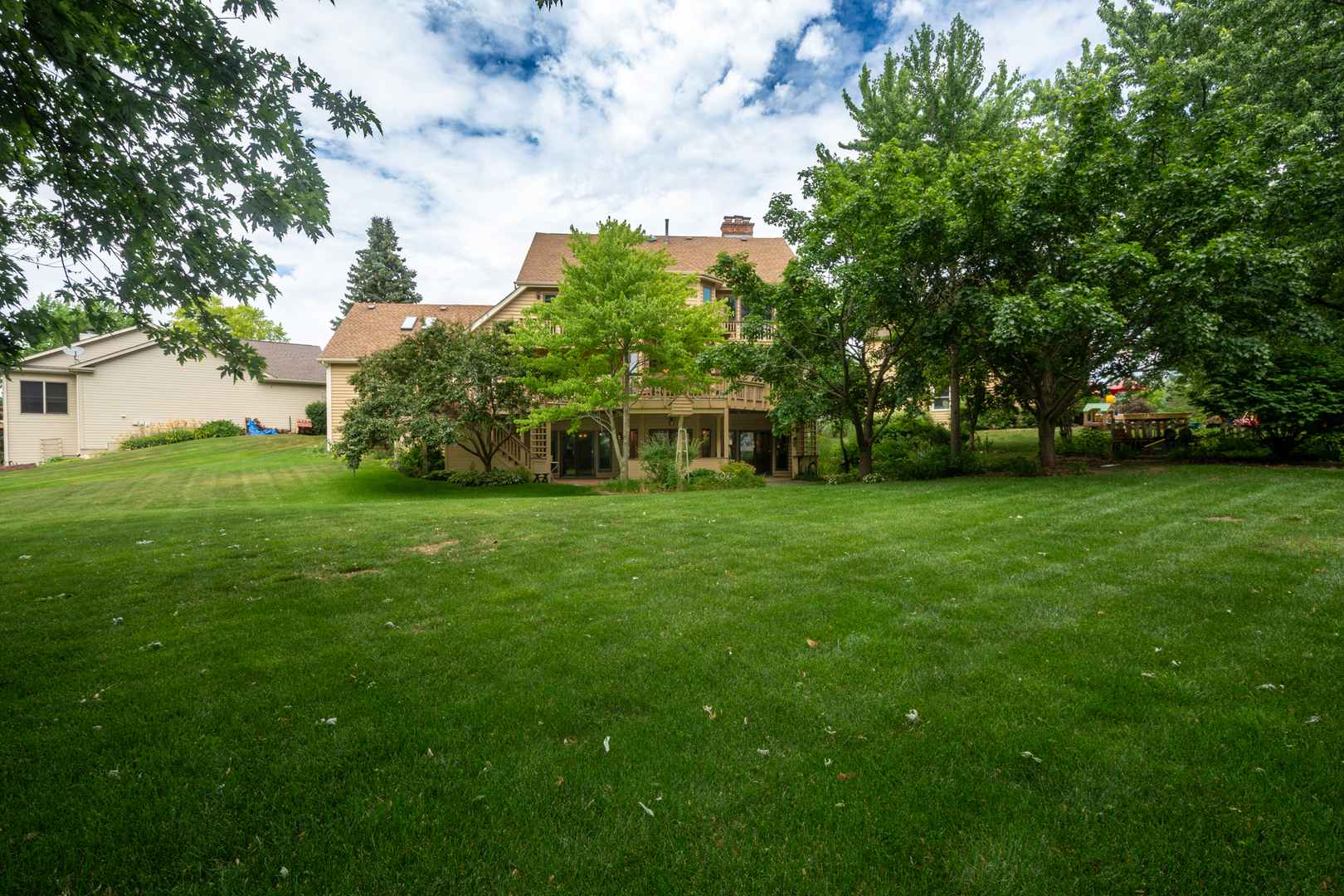 25047 W Palmer Court, Antioch, IL 60002