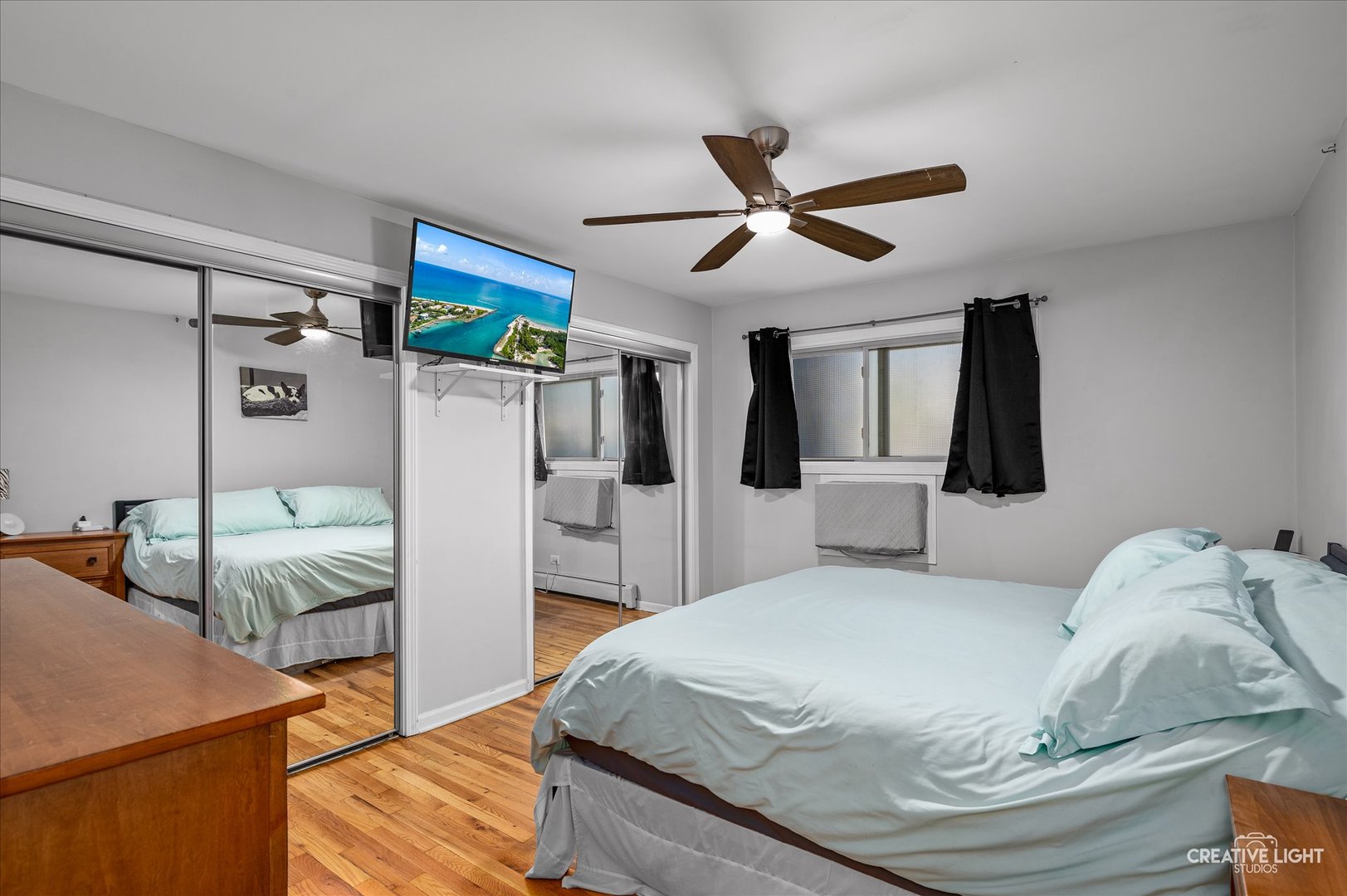 501 Carlysle Drive #9, Clarendon Hills, IL 60514