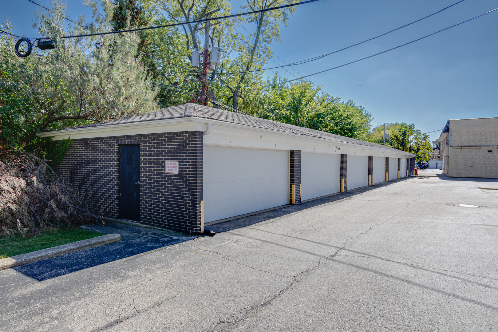5975 N Odell Avenue #4G, Chicago, IL 60631
