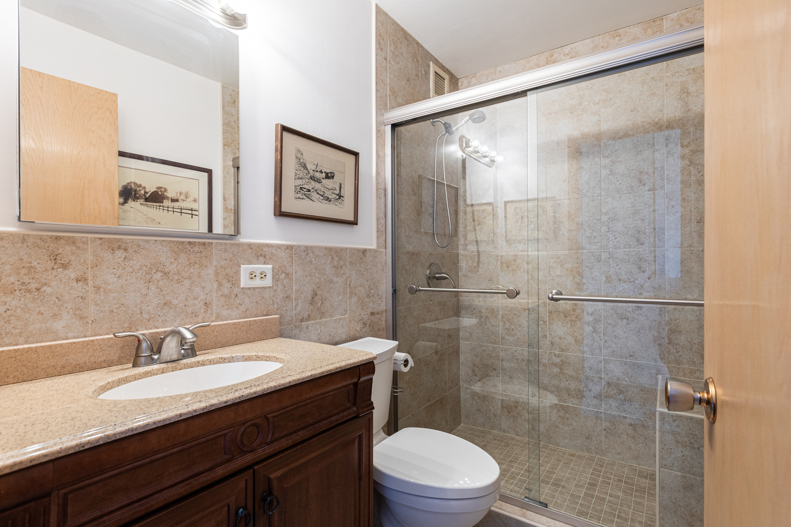 5975 N Odell Avenue #4G, Chicago, IL 60631