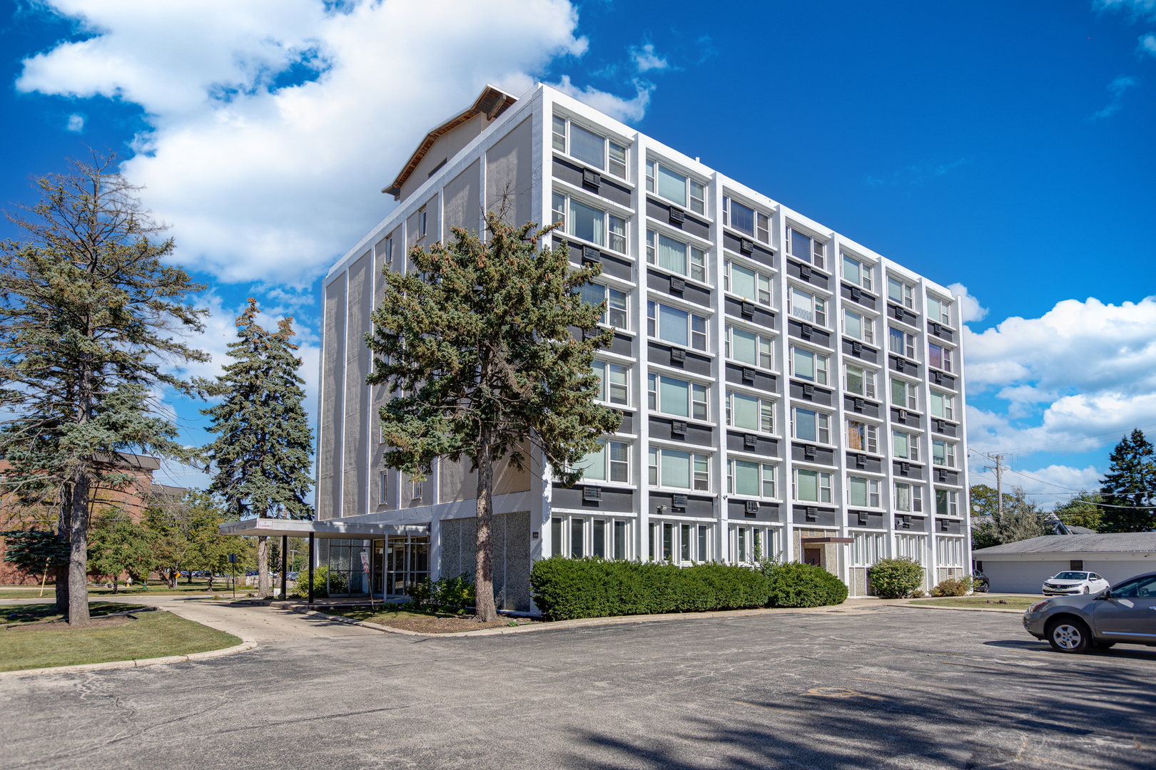 5975 N Odell Avenue #4G, Chicago, IL 60631