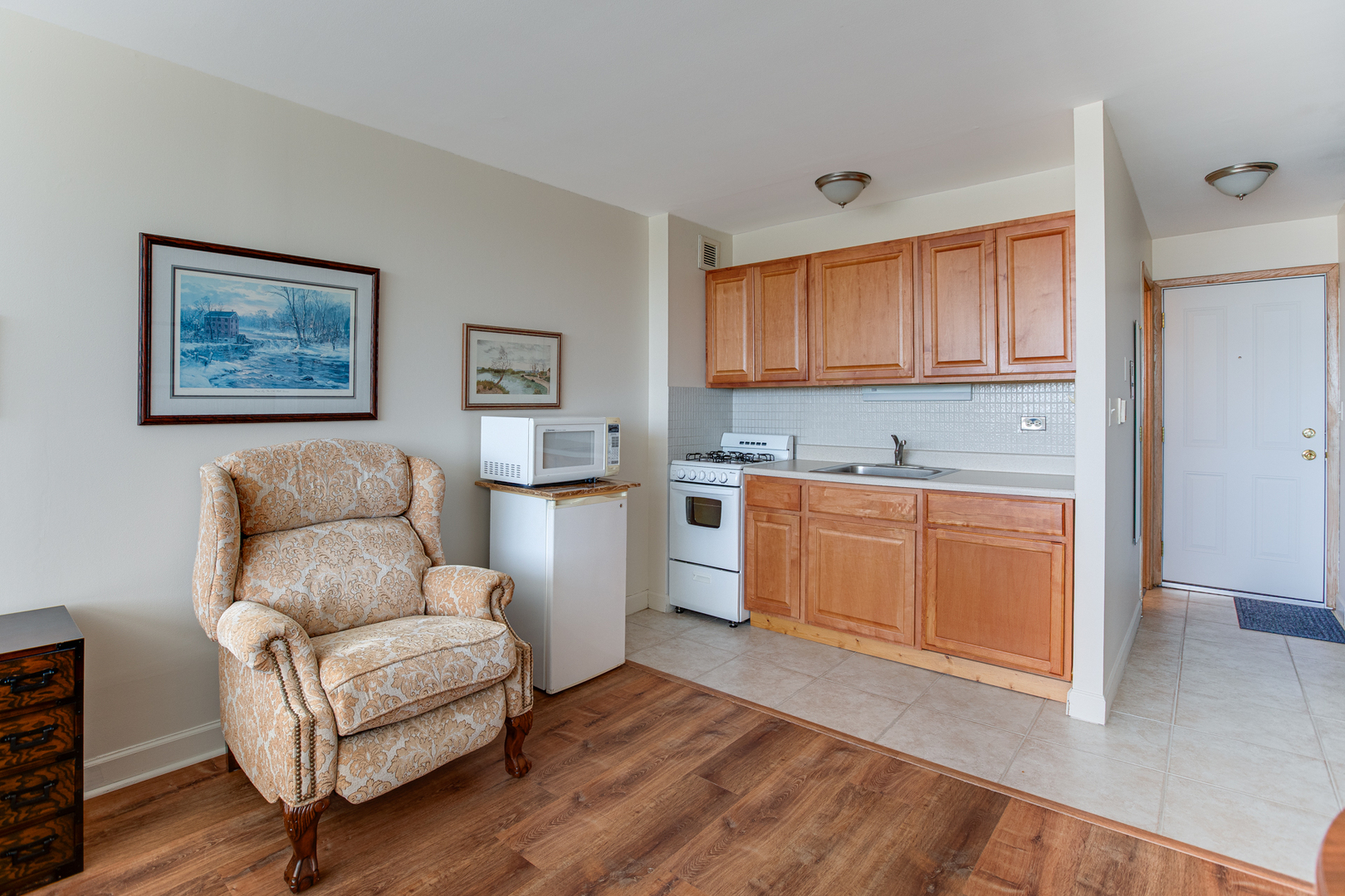 5975 N Odell Avenue #4G, Chicago, IL 60631