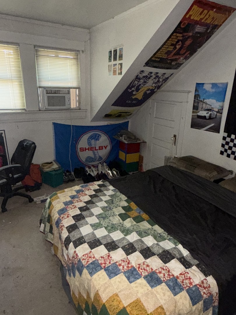 11218 S Hermosa Avenue, Chicago, IL 60643