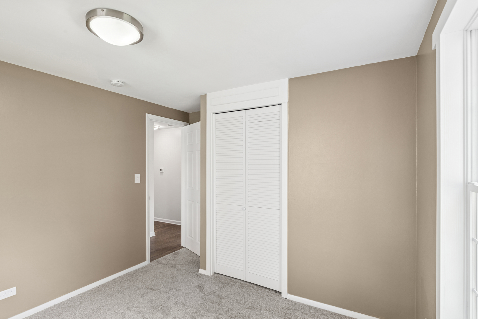 536 Arbor Drive, Round Lake Park, IL 60073