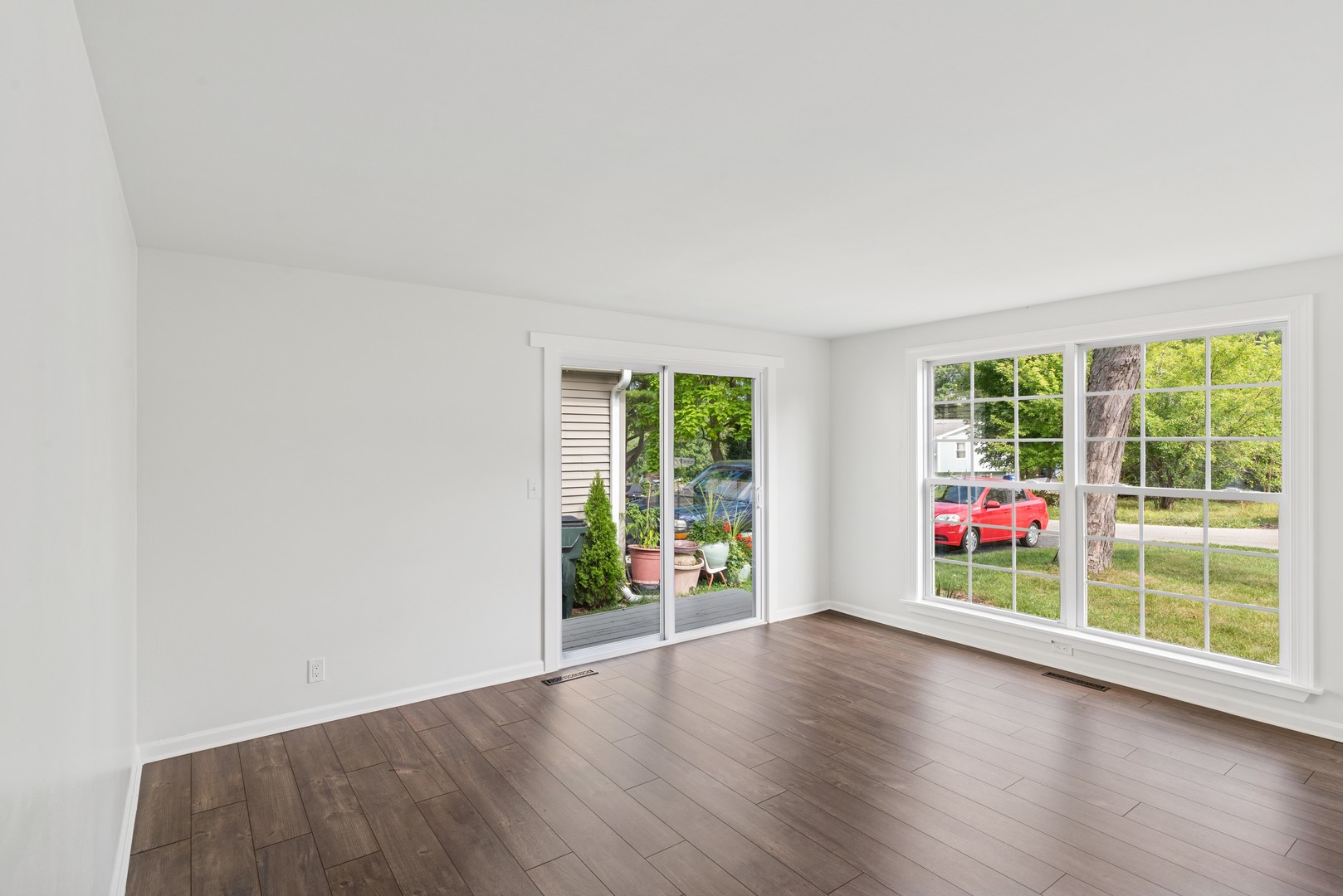 536 Arbor Drive, Round Lake Park, IL 60073
