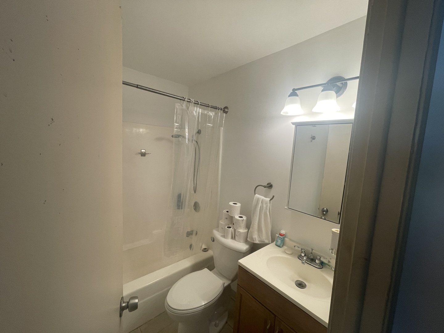 45 Nassau Colony #4, Fox Lake, IL 60020
