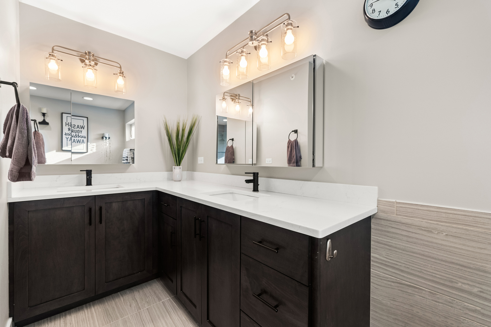 333 W Potomac Avenue, Lombard, IL 60148