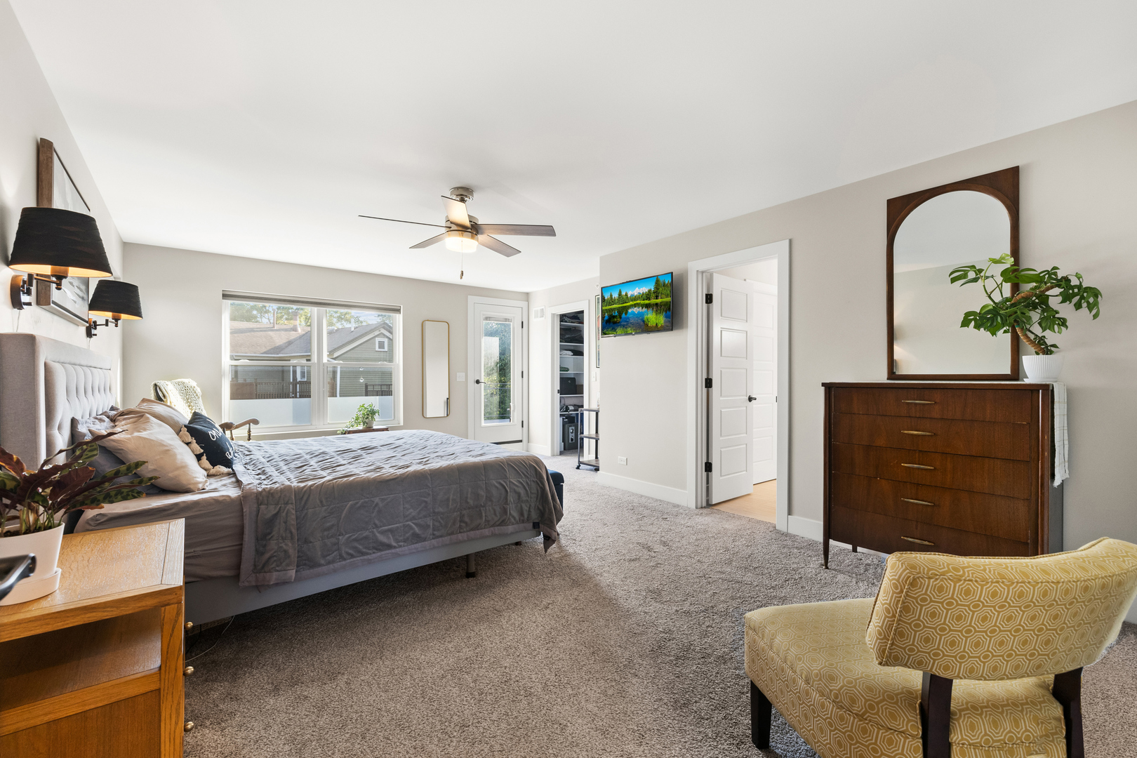 333 W Potomac Avenue, Lombard, IL 60148