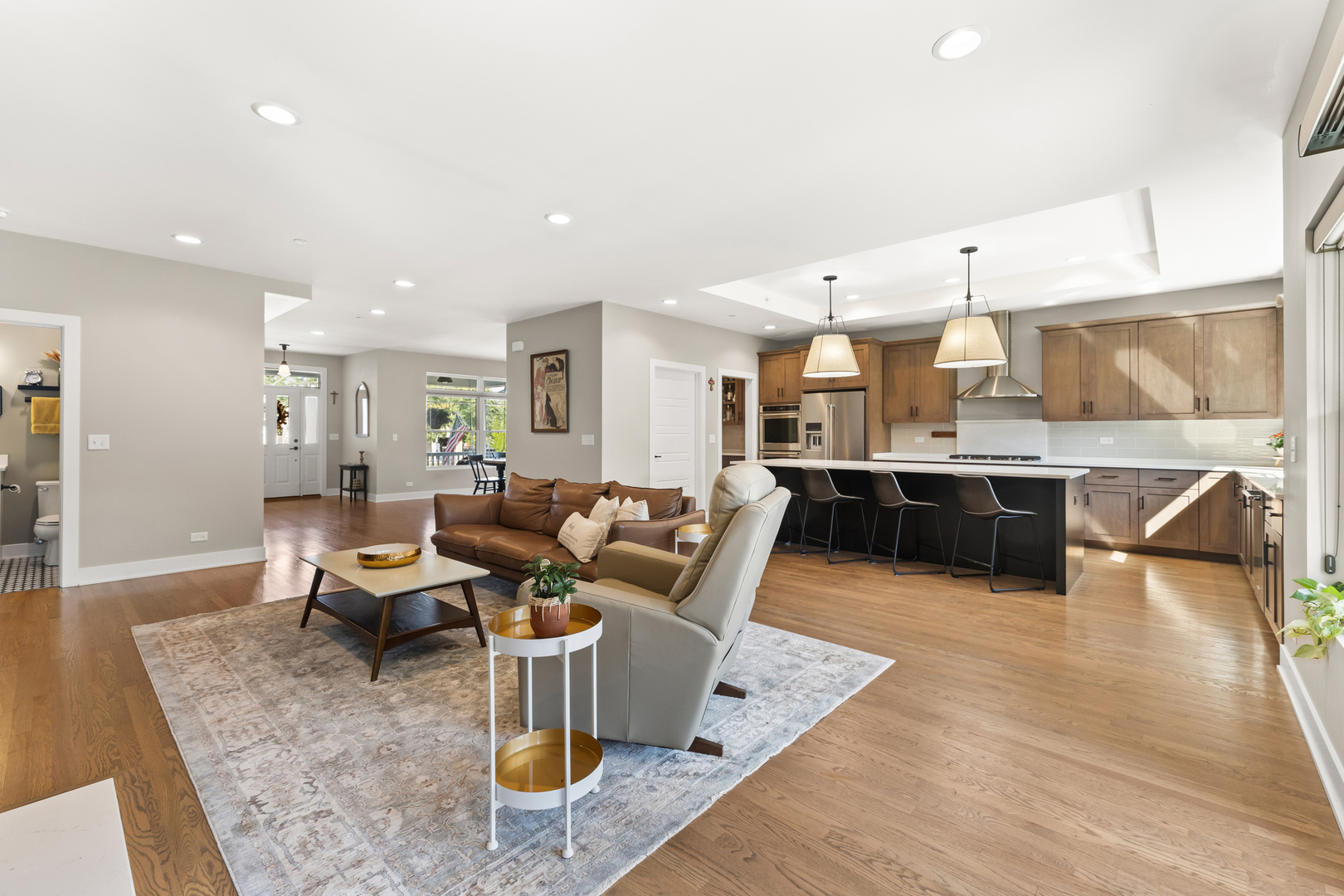 333 W Potomac Avenue, Lombard, IL 60148