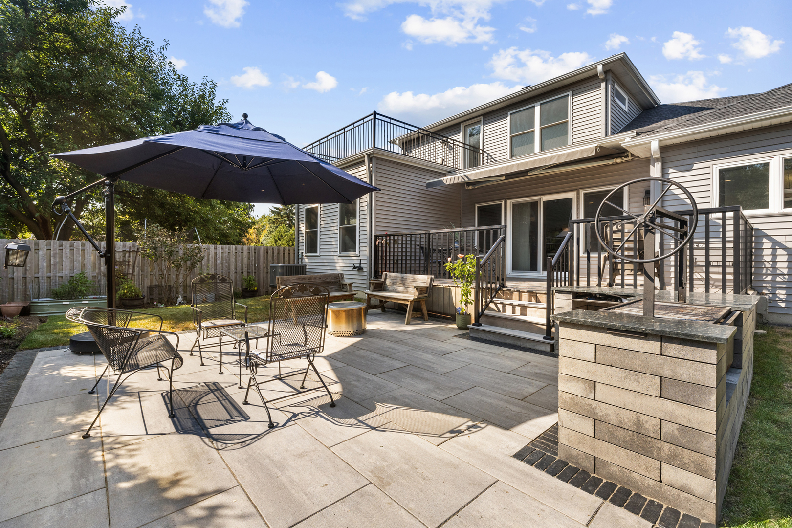 333 W Potomac Avenue, Lombard, IL 60148