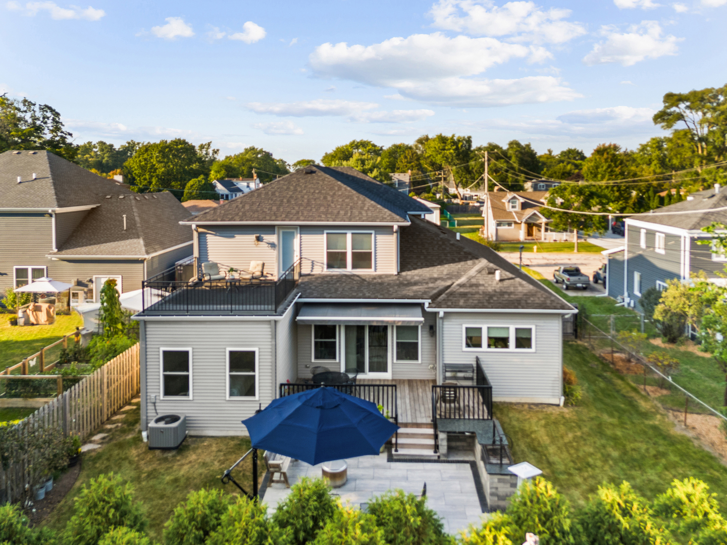 333 W Potomac Avenue, Lombard, IL 60148