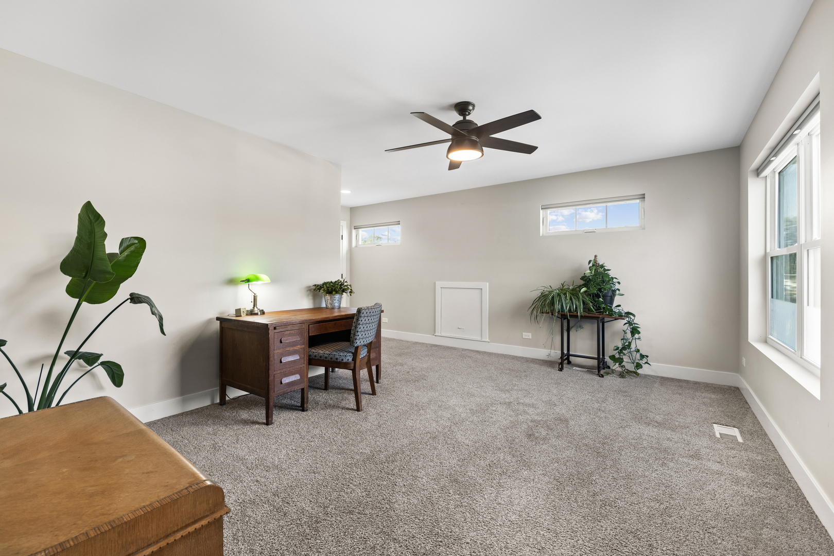 333 W Potomac Avenue, Lombard, IL 60148