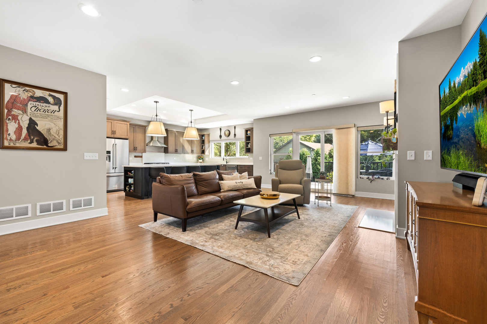 333 W Potomac Avenue, Lombard, IL 60148