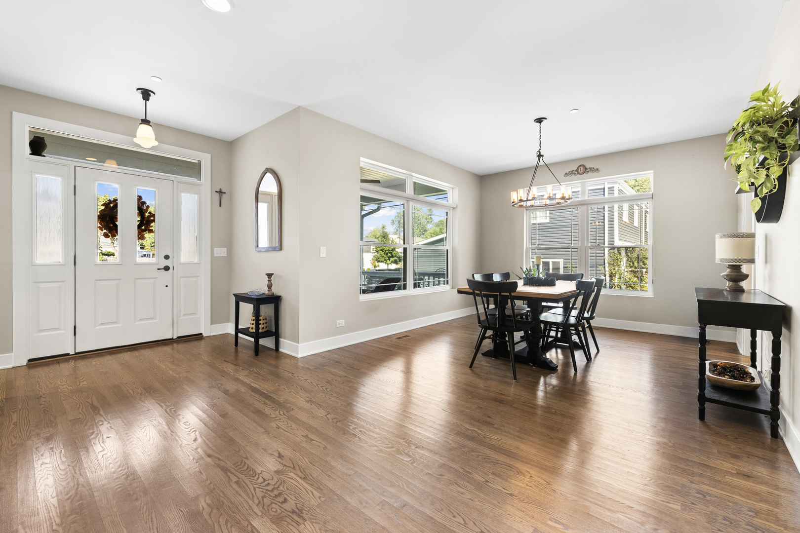 333 W Potomac Avenue, Lombard, IL 60148