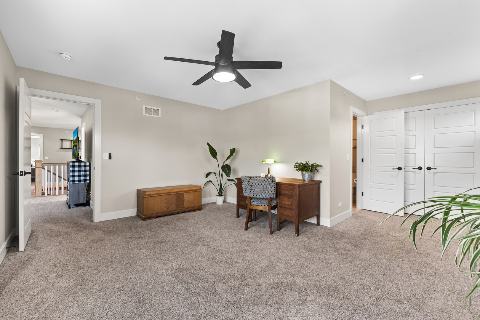 333 W Potomac Avenue, Lombard, IL 60148