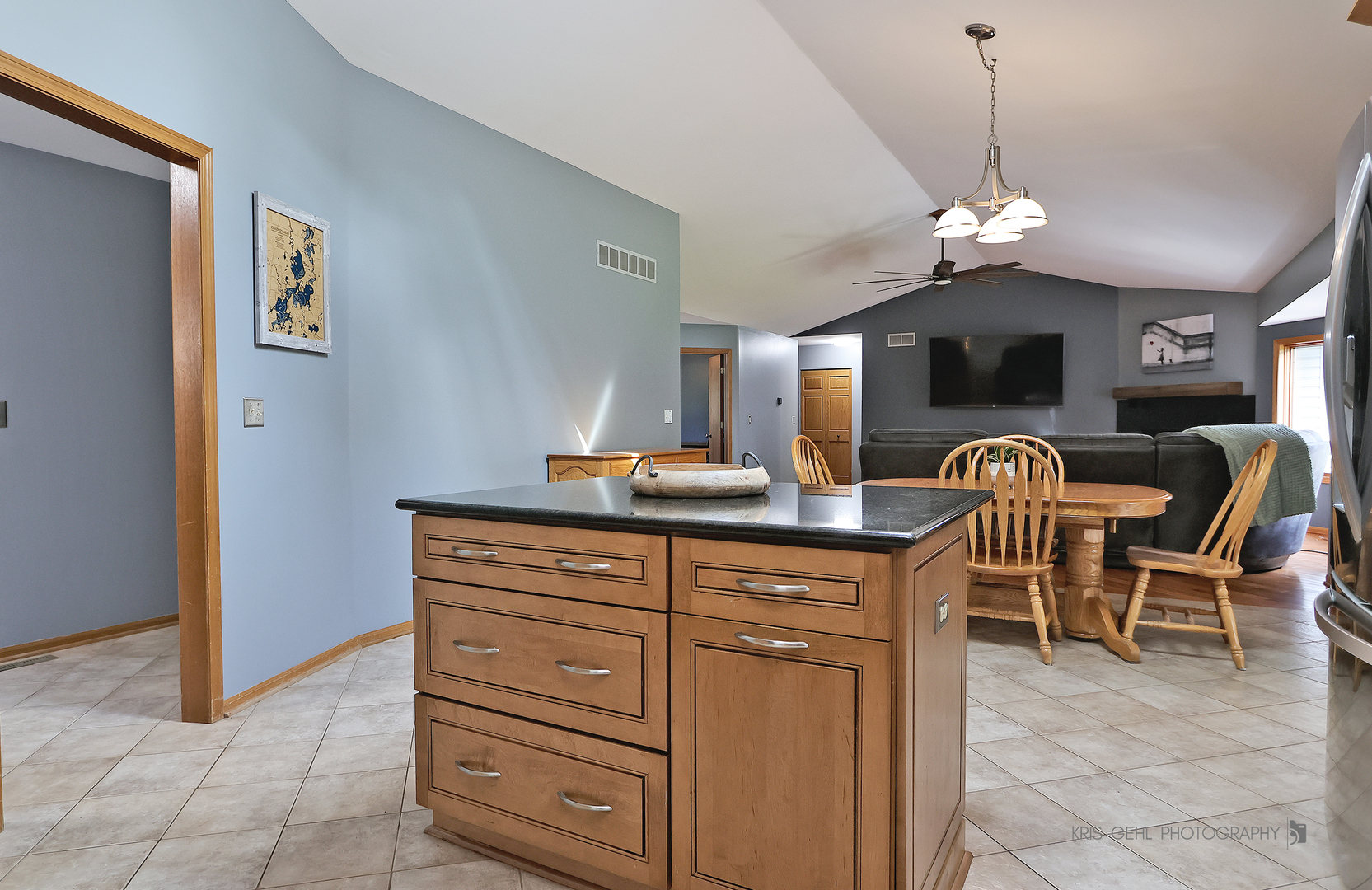 5006 Hickory Way, Johnsburg, IL 60051