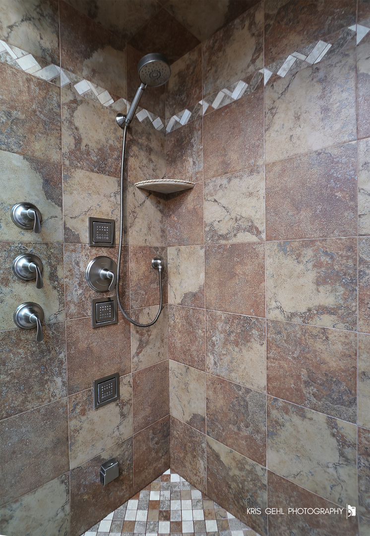 5006 Hickory Way, Johnsburg, IL 60051