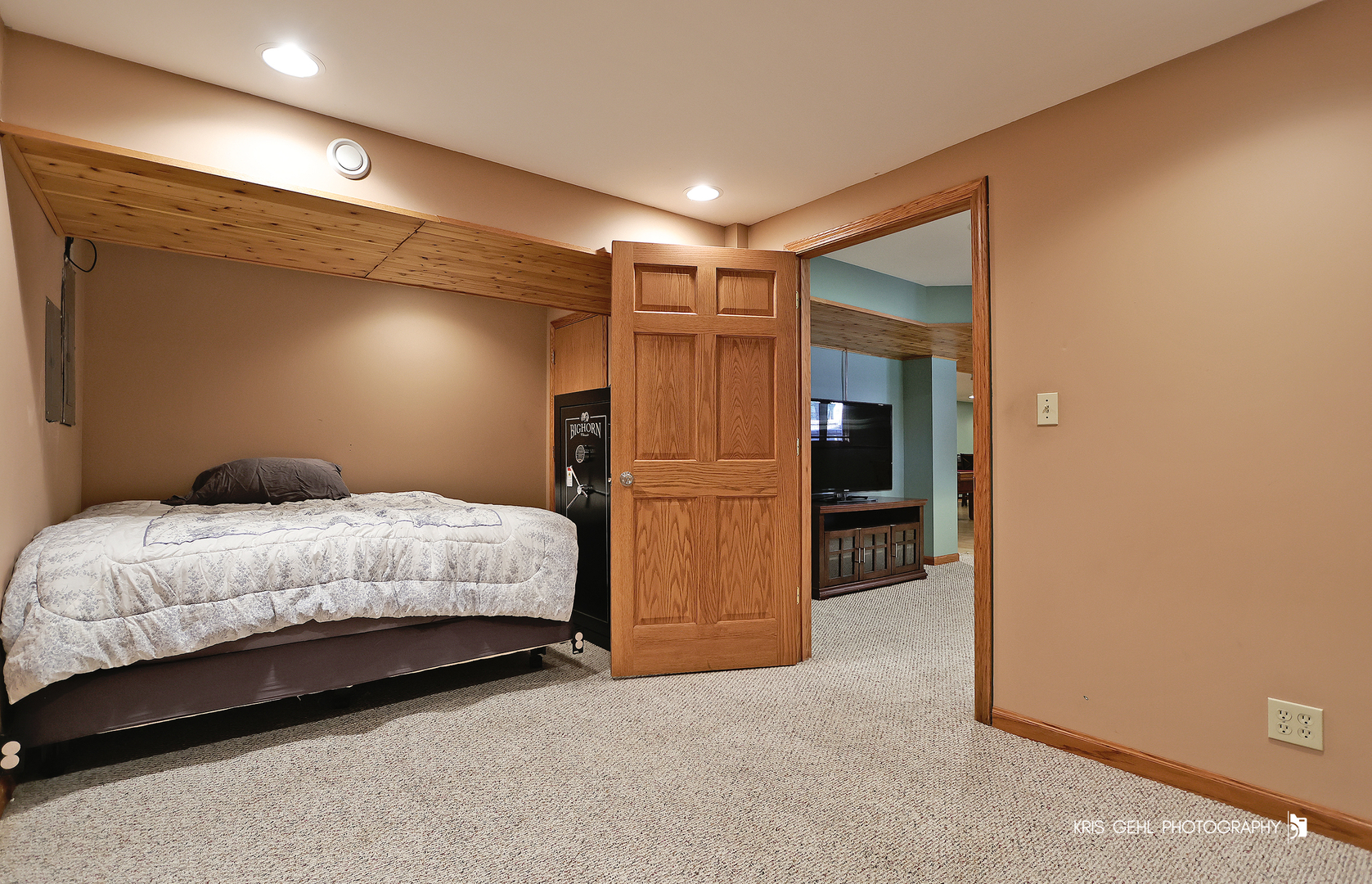 5006 Hickory Way, Johnsburg, IL 60051