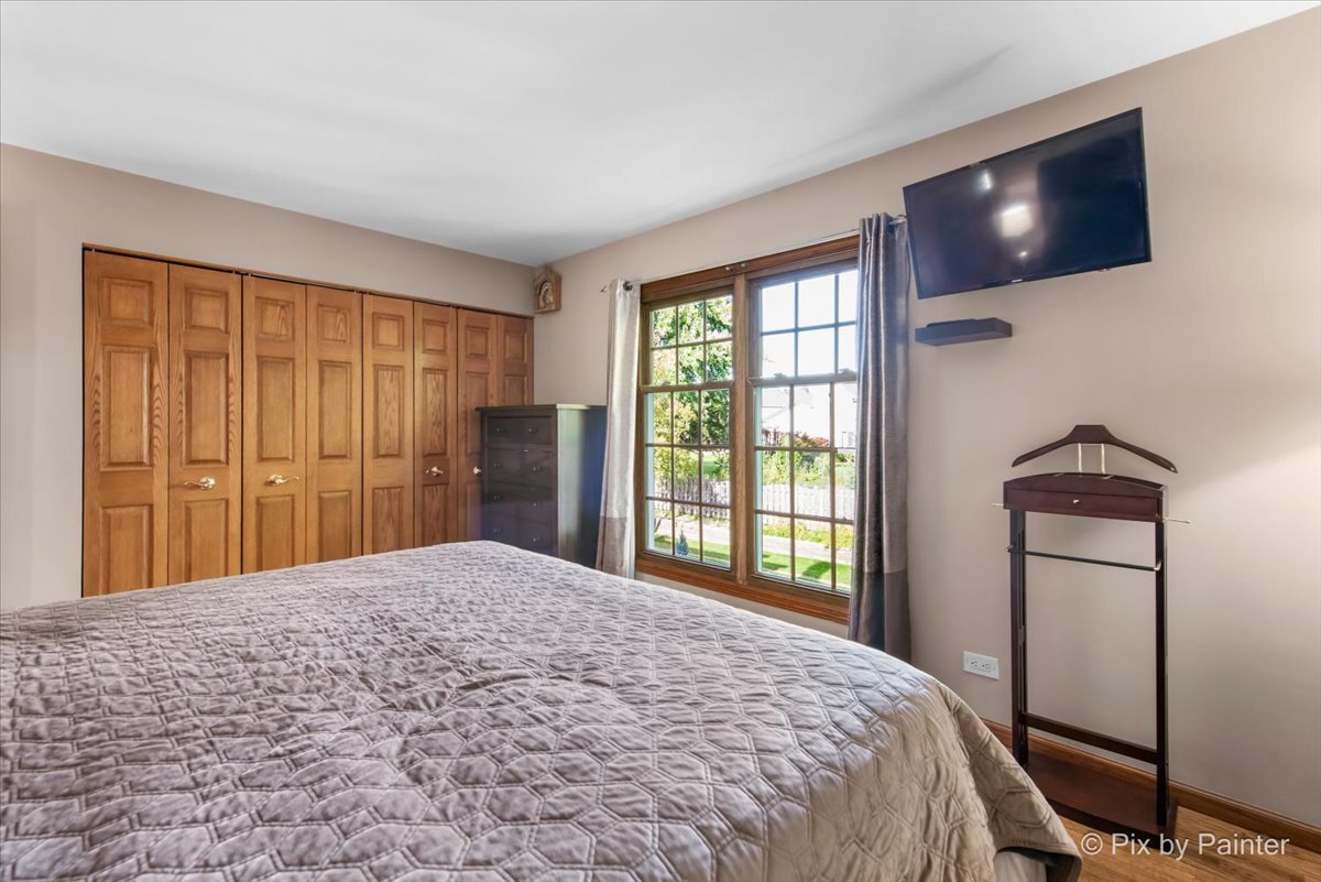 315 Bragg Court, Bartlett, IL 60103