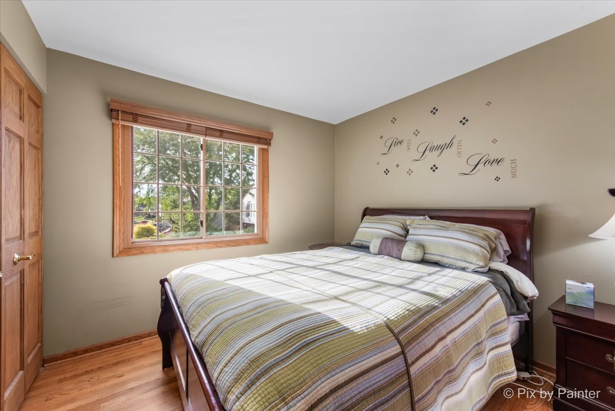 315 Bragg Court, Bartlett, IL 60103