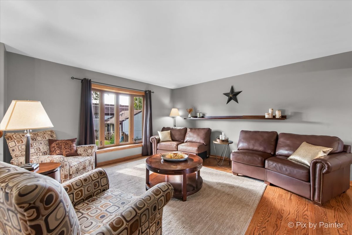 315 Bragg Court, Bartlett, IL 60103