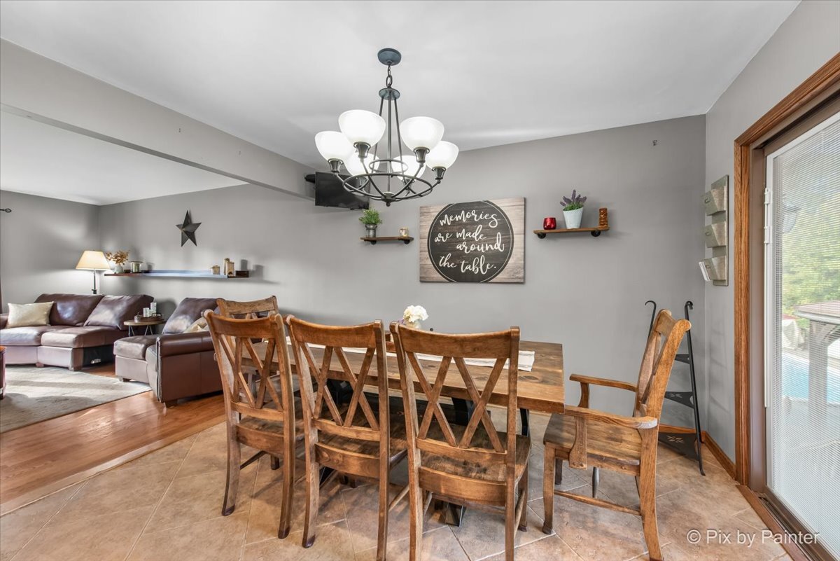 315 Bragg Court, Bartlett, IL 60103