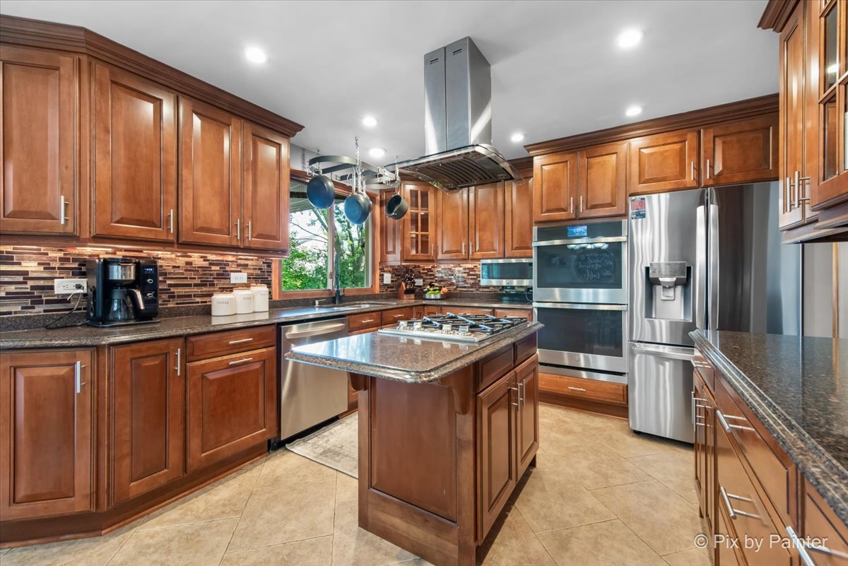 315 Bragg Court, Bartlett, IL 60103