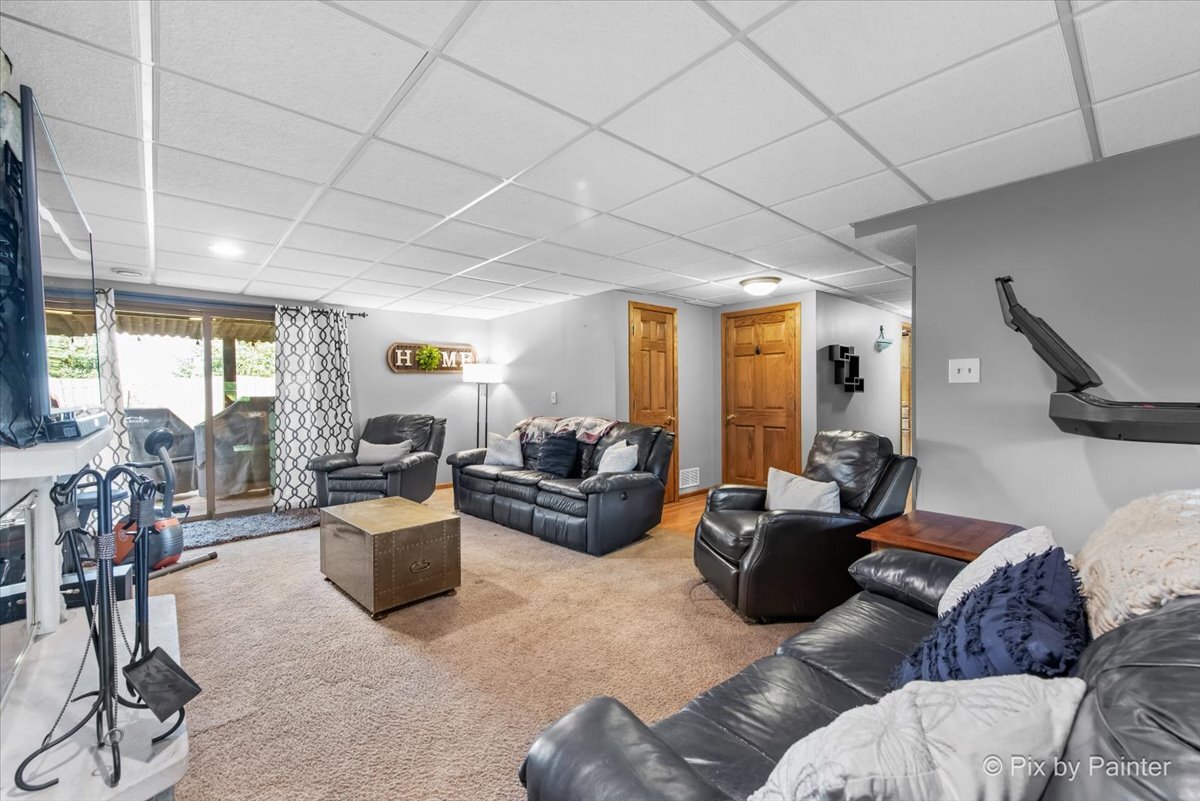 315 Bragg Court, Bartlett, IL 60103