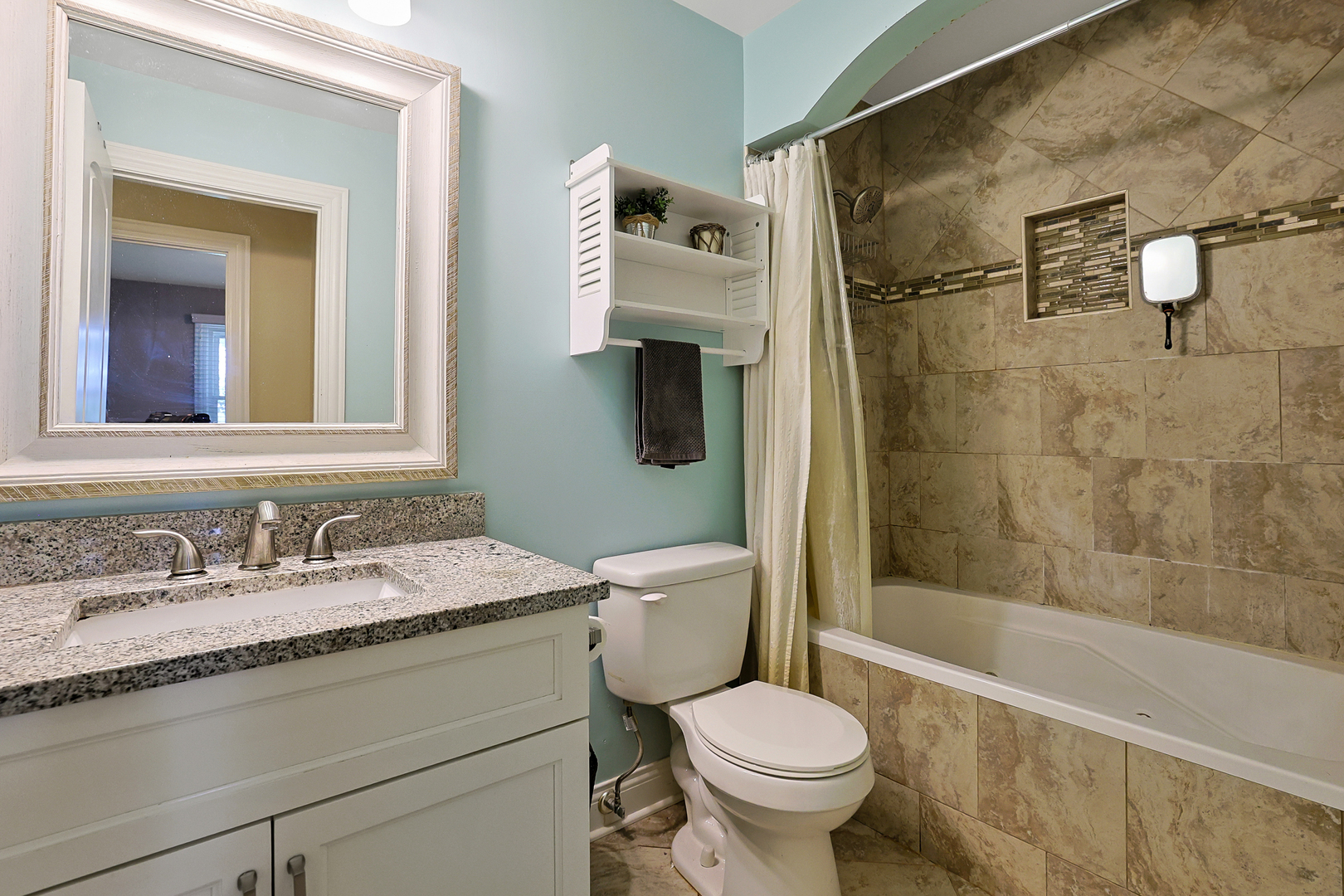 562 Revere Avenue, Westmont, IL 60559