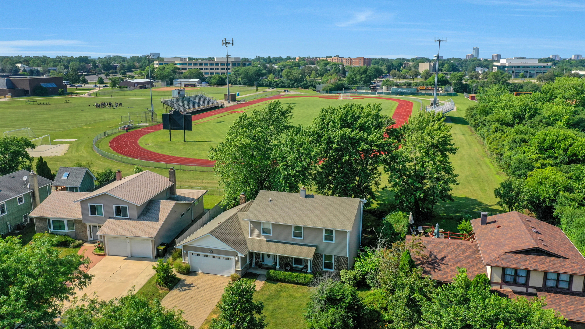 562 Revere Avenue, Westmont, IL 60559