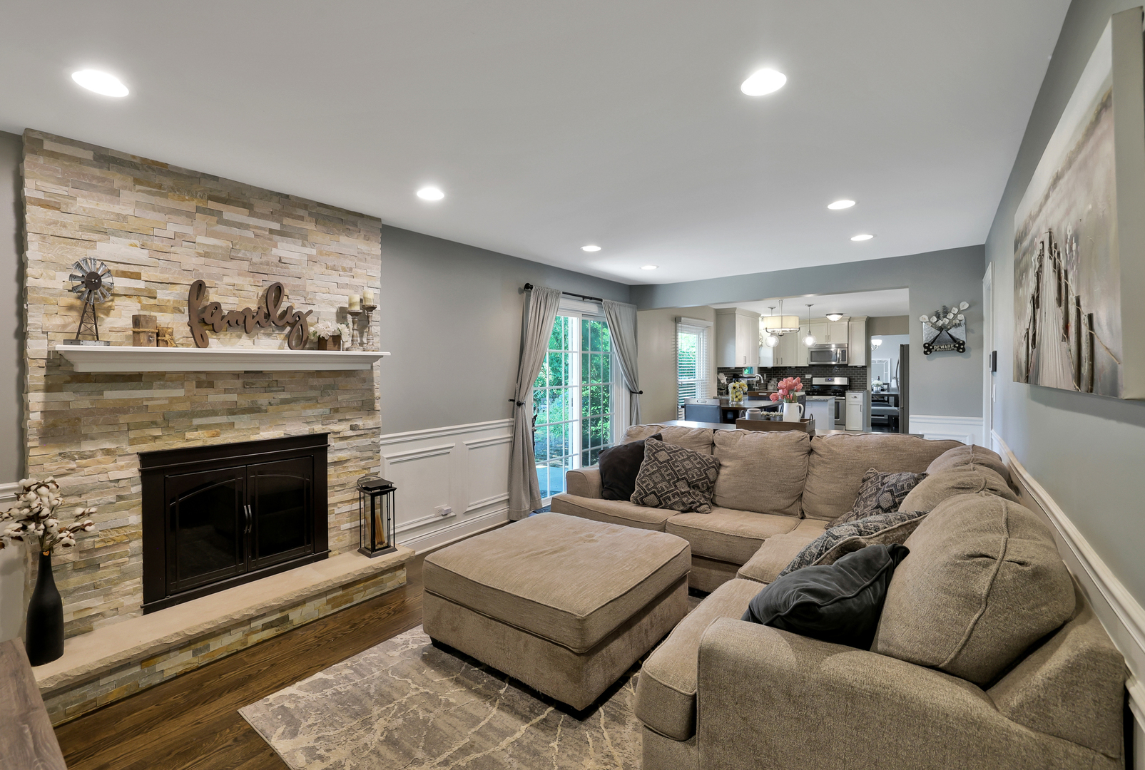 562 Revere Avenue, Westmont, IL 60559