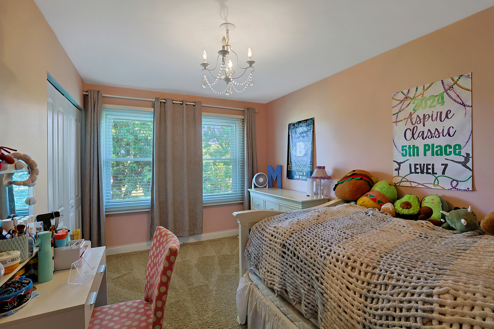 562 Revere Avenue, Westmont, IL 60559