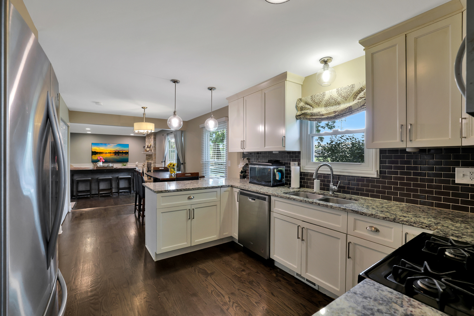 562 Revere Avenue, Westmont, IL 60559